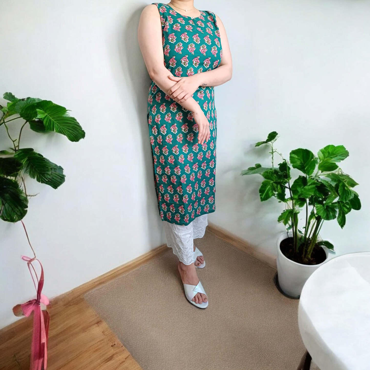 Mayur - Long Sleeveless Kurta
