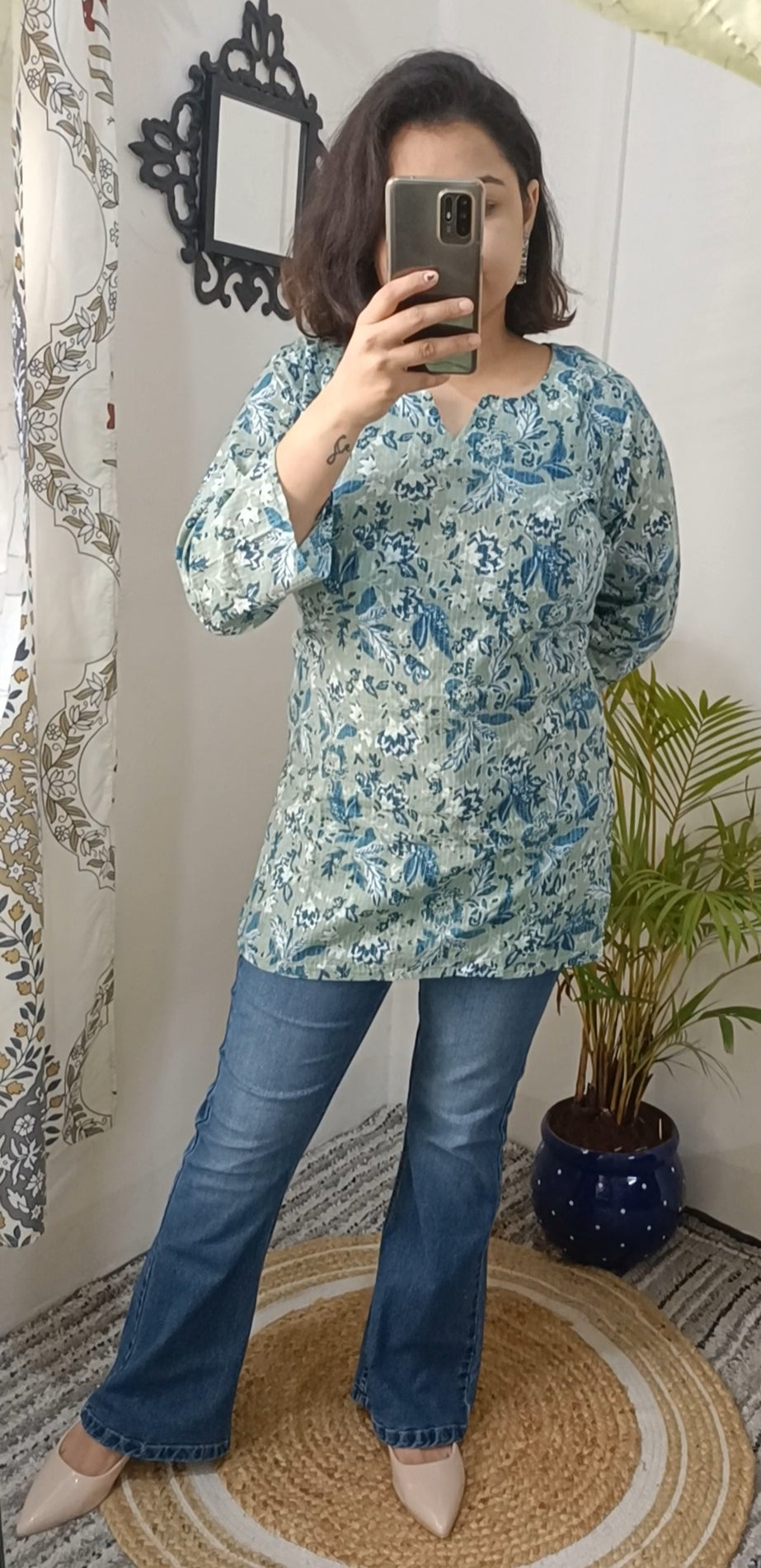 Short sleeves kurti