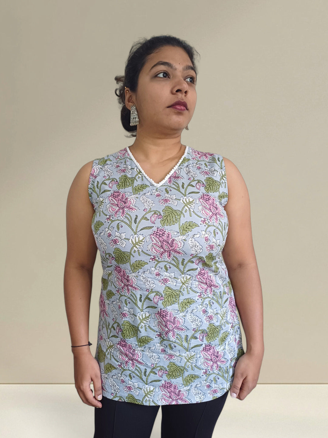 Sleeveless Kurti