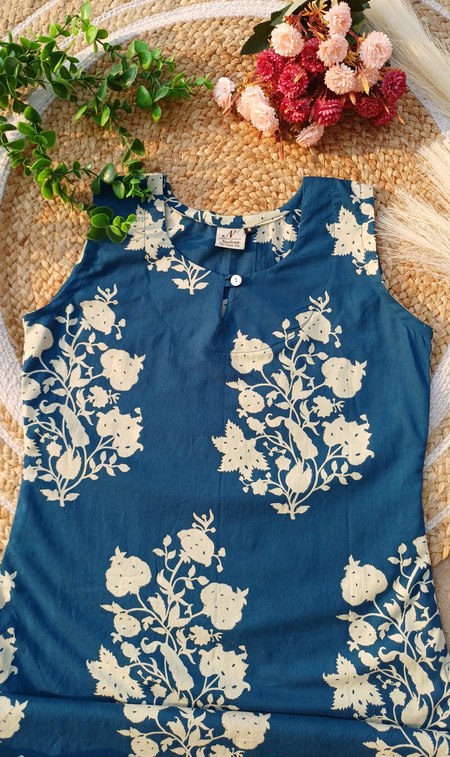 "Megha" Long Sleevesless Kurti