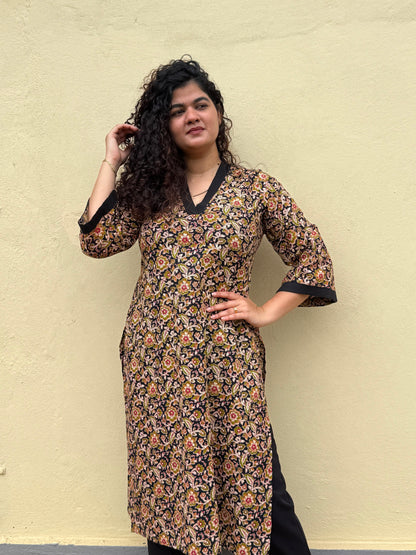 Kalamkari Bell Sleeves Kurti
