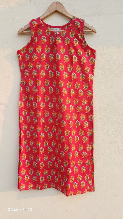 Ragini -  Long Sleeveless Kurti