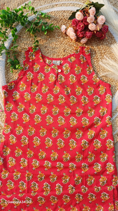 Ragini -  Long Sleeveless Kurti