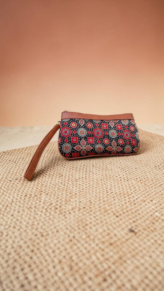 Mashroo clutch